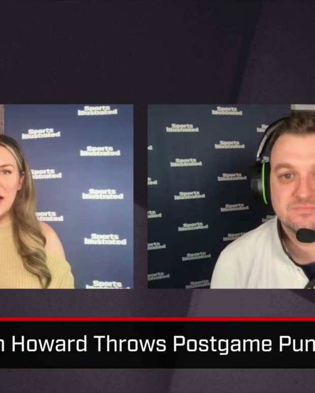 022122-Michigan s Juwan Howard Throws Postgame Punch